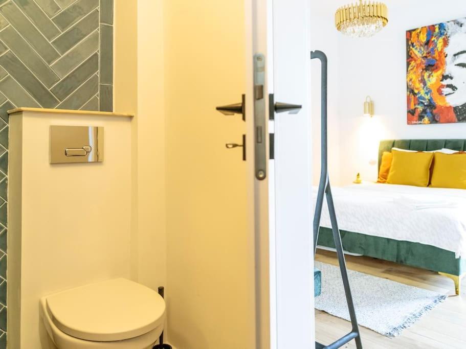 Le Bijou De Marilyn Apartment Bucharest Luaran gambar